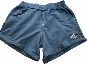 アディダス　adidas　裏起毛　短パン　ガールズ　160