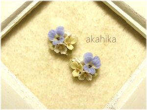 akahika*樹脂粘土花パーツ*左右対称ブーケ・ビオラと小花・パープル