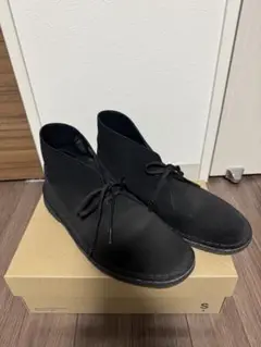 CLARKS ORIGINALS 黒スエードブーツ