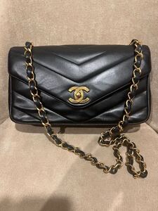 CHANEL シャネル Vステッチ ラムスキン ココマーク ヴィンテージ ターンロック ブラック チェーンショルダーバッグ ショルダーバッグ