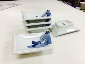 【即決】新品未使用　醤油小皿　ミニ小鉢　磁器　5個セット 醤油小鉢　角小皿　東峰窯