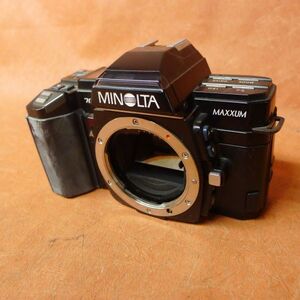 d★598 MINOLTA MAXXUM 7000 一眼レフ オートフォーカス/60