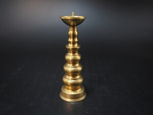 【逸】 未使用保管品　美品　◆仏壇仏具用品　真鍮製　ロウソク立て④　一本　高さ11ｃｍ◆定形外郵便可