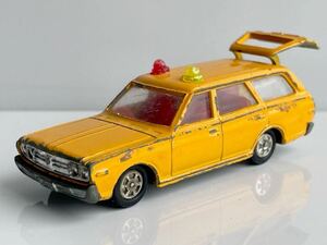 トミカ 日産セドリックワゴン 230系　ジャンク品