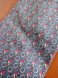41 エルメス ネクタイ 自転車 馬 木馬 グレー 灰色 赤 シルク フランス製 かわいい 柄 HERMES 装飾小物 