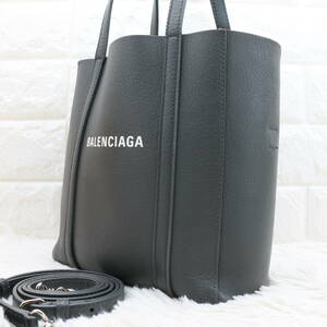 入手困難 BALENCIAGA バレンシアガ エブリデイ XXS 2WAY ハンドバッグ トートバッグ ショルダーバッグ レザー グレー 肩掛け 斜め掛け