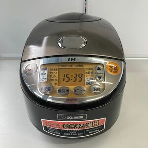 ZOJIRUSHI IH炊飯ジャー NP-VN10 炊飯器 5合炊き 炊飯ジャー 象印 ダークグレー うるつや保温 熟成炊き 黒まる厚釜 キッチン 送料無料