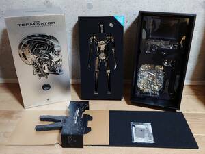 現状品+廃盤品+要難あり　HOT TOYS　THE TERMINATOR　1/4　T-800　ENDOSKELETON　QS002　ホットトイズ　ターミネーター　エンドスケルトン