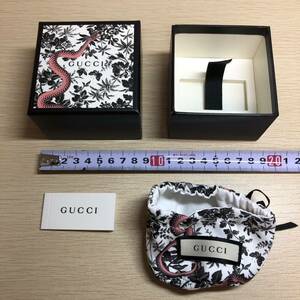 グッチ　GUCCI 空箱 BOX ポーチ　蛇　ジュエリーボックス