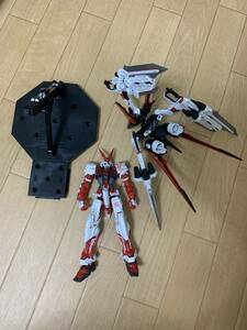 ＭＧ 1/100 ガンダムアストレイ レッドドラゴン　完成品