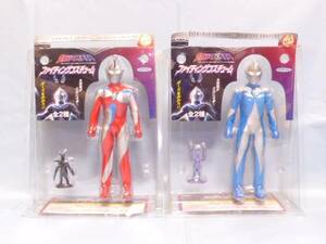 ★。　バンプレスト　ウルトラマンコスモス　ファイティングコスチューム　( 全2種セット )　非売品　☆