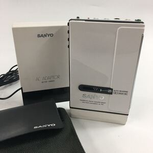 ★E09470/SANYO サンヨー/ステレオカセットプレイヤー/JJ-P4/通電OK/ジャンク す