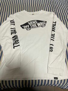 美品 VANS ヴァンズ バンズ 長袖Tシャツ ロンT ロゴ 秋物　アメカジ スケーター スニーカー　ホワイト 白　秋物　