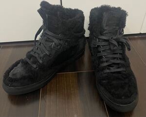 BALENCIAGA PONY WAKT3 ハイカット ファー　スニーカー