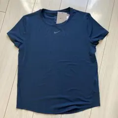 NIKE ドライフィットTシャツ