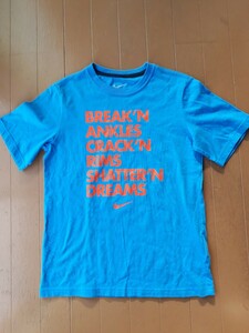 ★　サイズM　　♪　　ナイキの半袖Tシャツ　　　　