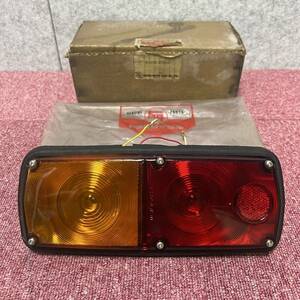 ［101328］トヨタ　純正部品　81550-55060　 テールランプ　適合車種／左右不明　デッドストック品