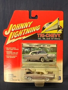 ジョニーライトニング 1/64 57年型 シボレー ベルエア コンバーティブル トライ ファイブ シェビー JOHNNY LIGHTNING Chevrolet Bel Air