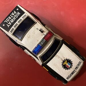 当時物ビンテージイチコー？ブリキのパトカーHigh way POLICE 日本製1968-69年オールズモビル・トロネードOldsmobile Toronadoマッコイ東洋