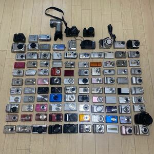 デジカメ　本体　Canon Nikon Panasonic OLYMPUS SONY FUJIFILM CASIO 大量　計105点 まとめて　まとめ　現状品　ジャンク品　