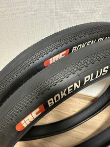 美品！アイアールシータイヤ(IRC tire) 650B×47B BOKEN PLUS TUBELESS READY ボウケン プラス チューブレスレディ　グラベル