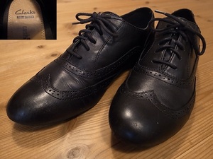 Clarks クラークス 革靴 黒 ウィングチップ レザーシューズ レディース サイズ UK91/2M 約28㎝