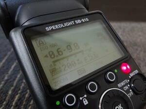 【古いカメラ屋 放出品】 Nikon ニコン スピードライト SB-910 一眼レフ カメラ