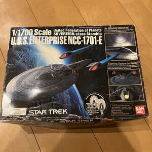 未組立　バンダイ　スタートレック　エンタープライズE ピカード　塗装済みプラモデル　star trek enterprise-e 