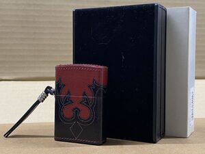 【ZIPPO】ジッポ オイルライター『赤黒天然皮革全面巻き ウェスタンブーツモチーフ』三角カン付き専用チャーム 2004年製 新品・未使用