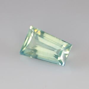 ★可愛い★天然シルキーサファイアルース0.945ct ★テーパバゲットカット★シルキー★グリーニッシュイエロー★非加熱の可能性有り★