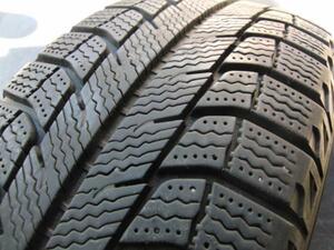 .中古四輪タイヤ!MC◎中古スタッドレスタイヤ XI2. 185/65R15. 2本セット. YR314