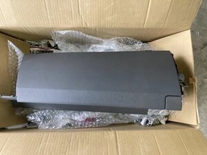 【中古】30プリウスグローブボックス上段★ZVW30小物入れ車検証入れ★ダッシュボード開き