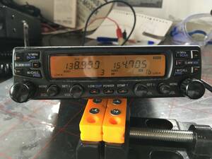 ICOM IC-2710