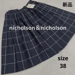 新品タグ付きnicholson＆nicholsonウール100％フレアースカート