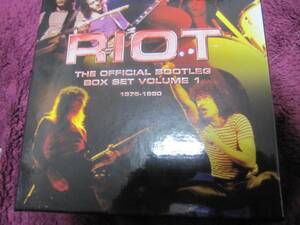 輸入6枚組 THE OFFICIAL BOX SET VOLUME 1: 1976-1980 / RIOT ライオット