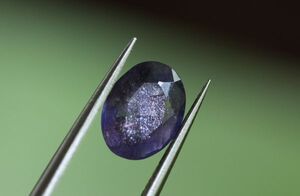 小さな流星群＊1.3 ct ★ブラットショットアイオライト サンストーン s1197【送料無料】