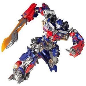 中古フィギュア 特撮リボルテック No.030 オプティマスプライム 「トランスフォーマー/ダークサイド・ムーン」