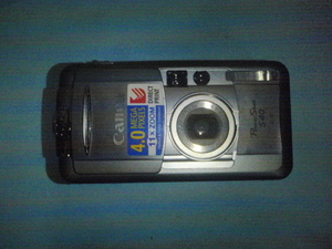 C004-10-1 Canon製純正デジカメPowerShot　S40（ジャンク）