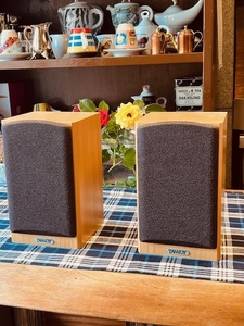 TANNOY　卓上スピーカー