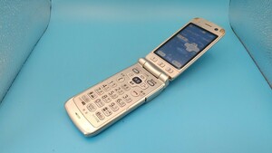 K695 docomo FOMA らくらくホン F-09B FUJITSU 富士通/ガラケー/ケータイ 簡易動作確認＆簡易清掃＆初期化OK 判定○ 現状品 送料無料　