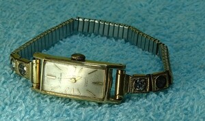 腕時計 手巻き式　 稼働品　SEIKO　3325449 4049H レディース　アナログ　2針　文字盤白　14KGケース　USED品