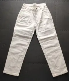 574.Stretch white denim pants