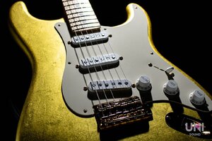 Fender Custom Shop MBS Eric Clapton Stratocaster Gold Leaf by Mark Kendrick / 2010