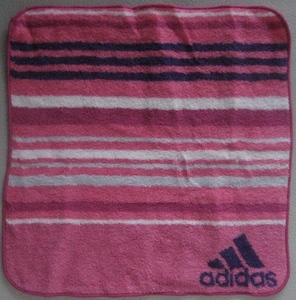 ★新品★adidas アディダス　ピンク　ミニタオル　２５X２５㎝★