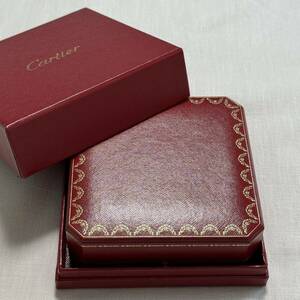 Cartier　カルティエ　赤い箱とアクセサリーケース　