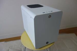 RAIJINTEK METIS PLUS Mini-ITXケース