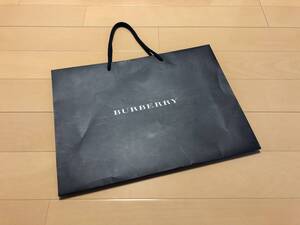 ●○ BURBERRY バーバリー 紙袋 ショップ袋 ショッパー 中サイズ ④ ○●