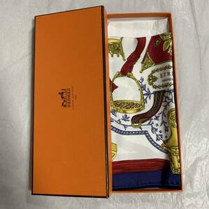 HERMES エルメス シルクスカーフ