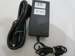 LINEARITY LAD4212CBQ ACアダプタ 12V/3.75A 通電確認済　管理番号AC-241