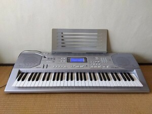 CASIO、 電子ピアノ、CTK-800、36鍵盤、10枚目写真のようにデモ演奏が指使いも教えてくれます、リピート・早戻し・早送り・一時停止もあり